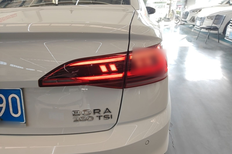 Volkswagen Bora 2023 car image #8