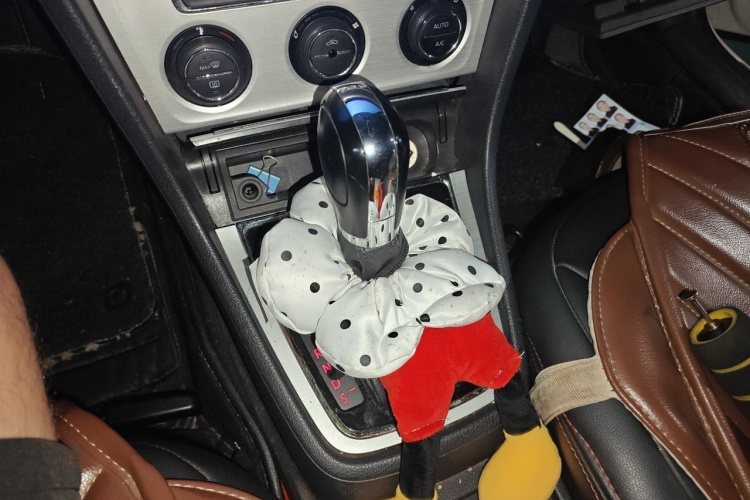 Volkswagen Lavida 2015 #15 Volkswagen Lavida 2015 car image #15