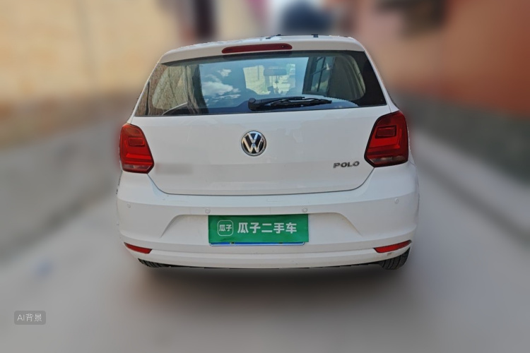 Volkswagen Polo 2015 car image #6