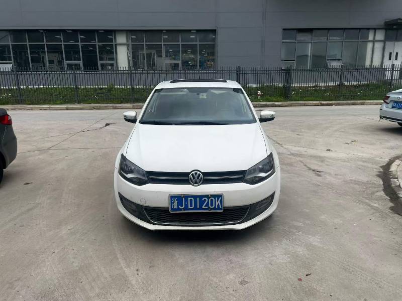 Volkswagen Polo 2013 #2 Volkswagen Polo 2013 car image #2