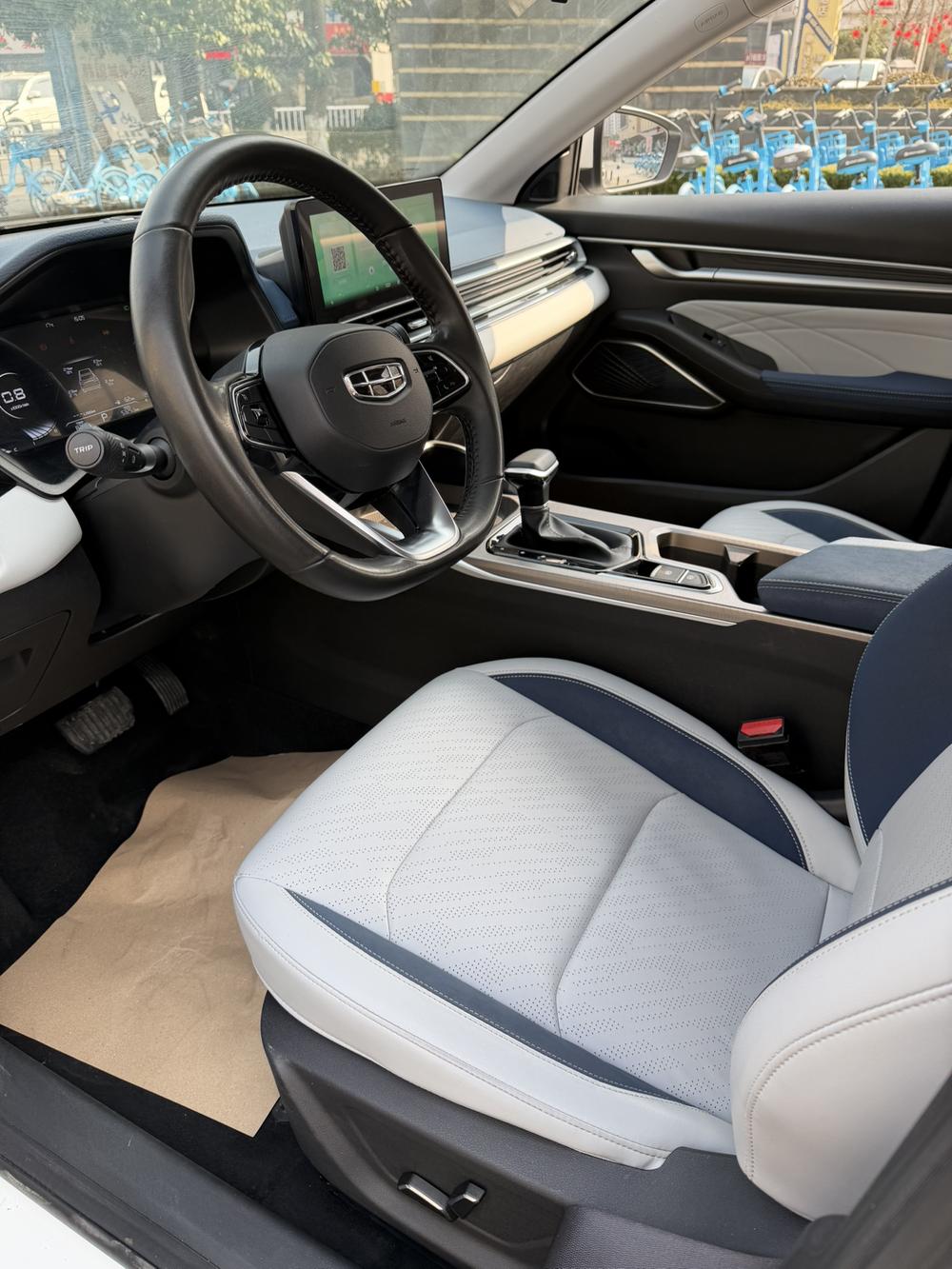 GEELY Emgrand 2022 #12 GEELY Emgrand 2022 car image #12