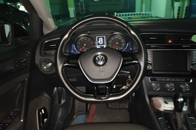 Volkswagen Golf 2017 #18 Volkswagen Golf 2017 car image #18