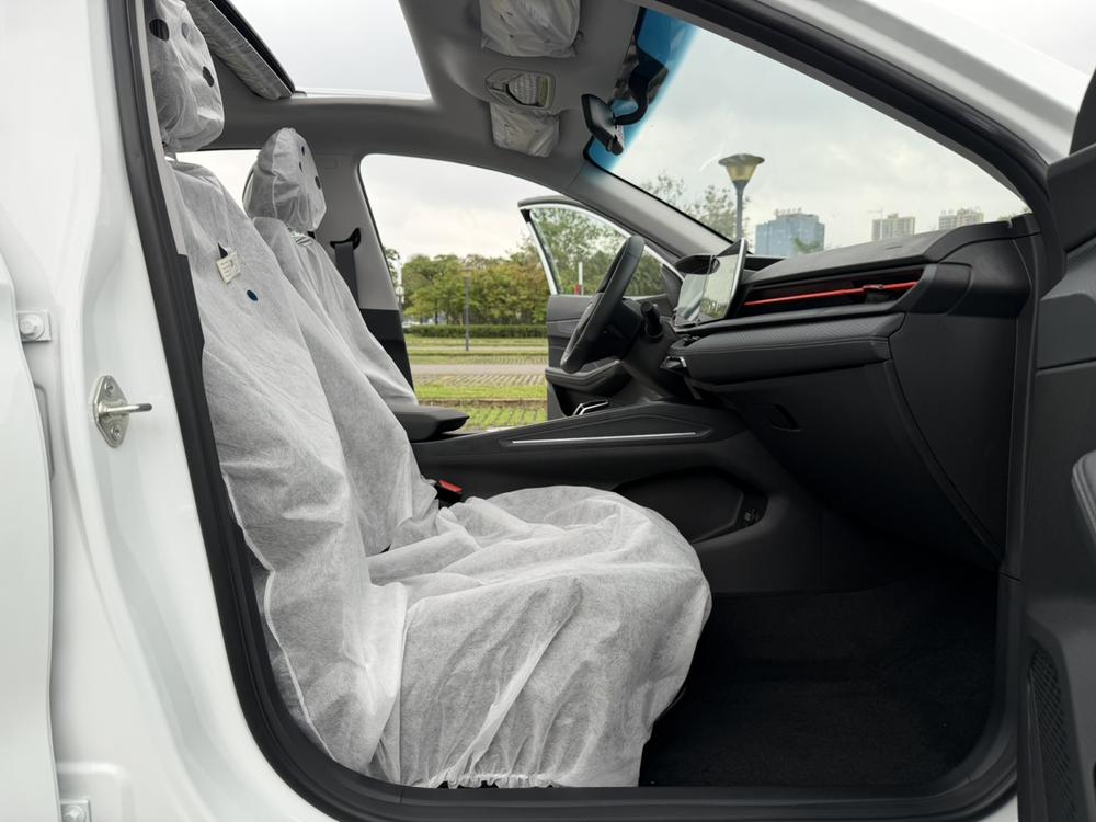 GEELY Binray 2026 #29 GEELY Binray 2026 immagine di auto #29