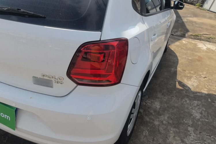 Volkswagen Polo 2018 car image #8