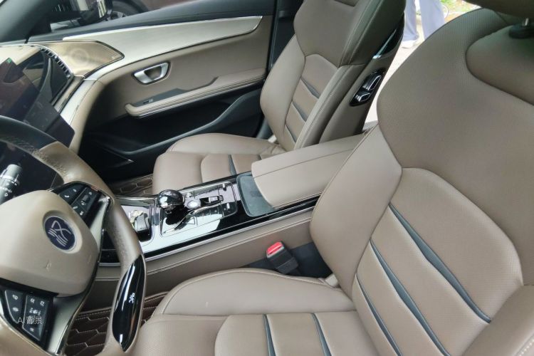 BYD Han 2021 car image #17