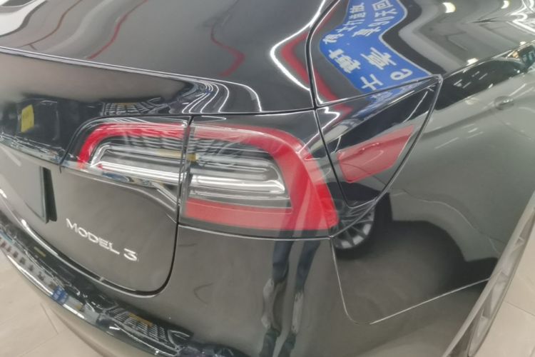 Tesla Model 3 2023 car image #8