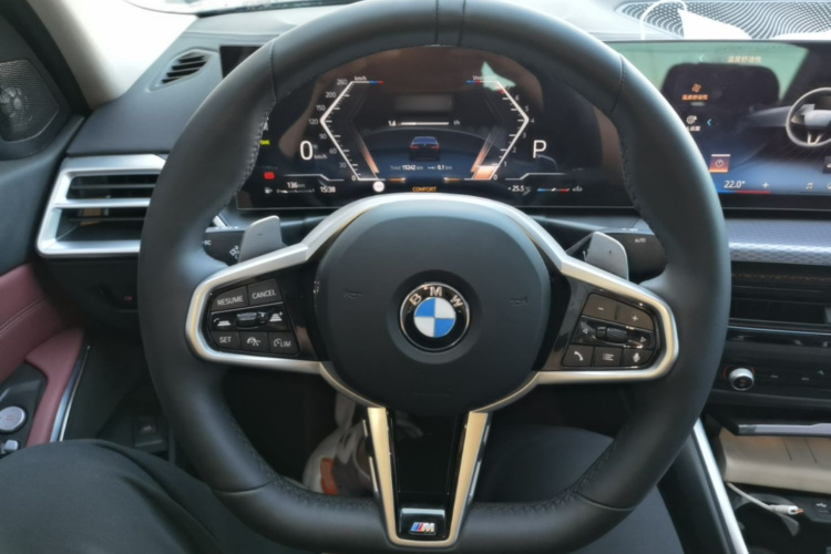 BMW 3 Series 2024 #11 BMW 3 Series 2024 immagine di auto #11