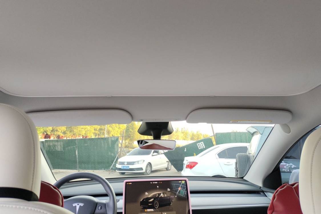 Tesla Model Y 2024 #20 Tesla Model Y 2024 car image #20