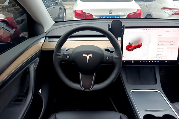 Tesla Model Y 2021 #11 Tesla Model Y 2021 immagine di auto #11