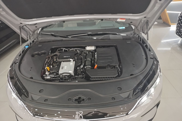 BYD Han 2025 #20 BYD Han 2025 изображение автомобиля #20