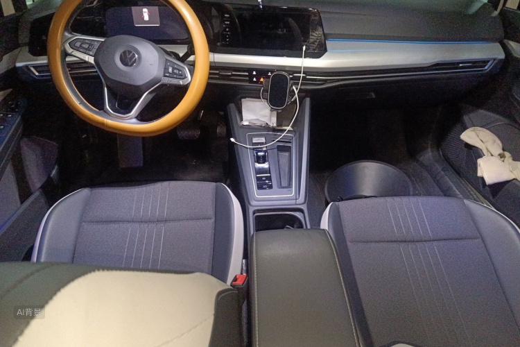 Volkswagen Golf 2021 car image #11