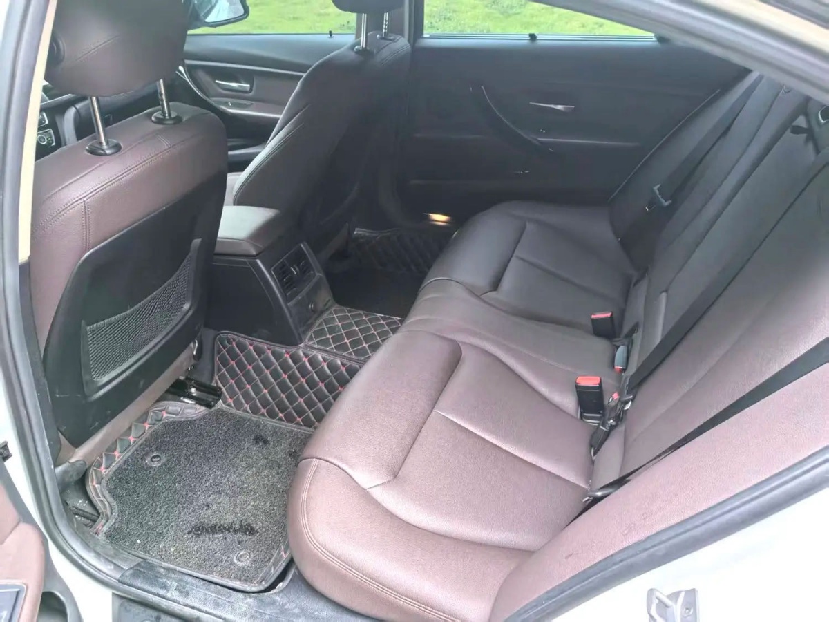 BMW 3 Series 2019 car image #7