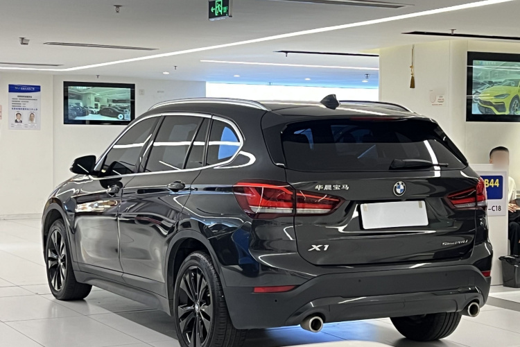 BMW X1 2020 صورة سيارة #6