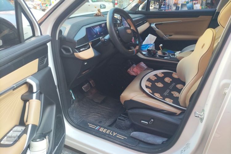 GEELY Boyue L 2022 car image #18