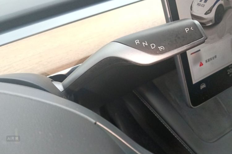 Tesla Model Y 2022 #16 Tesla Model Y 2022 car image #16