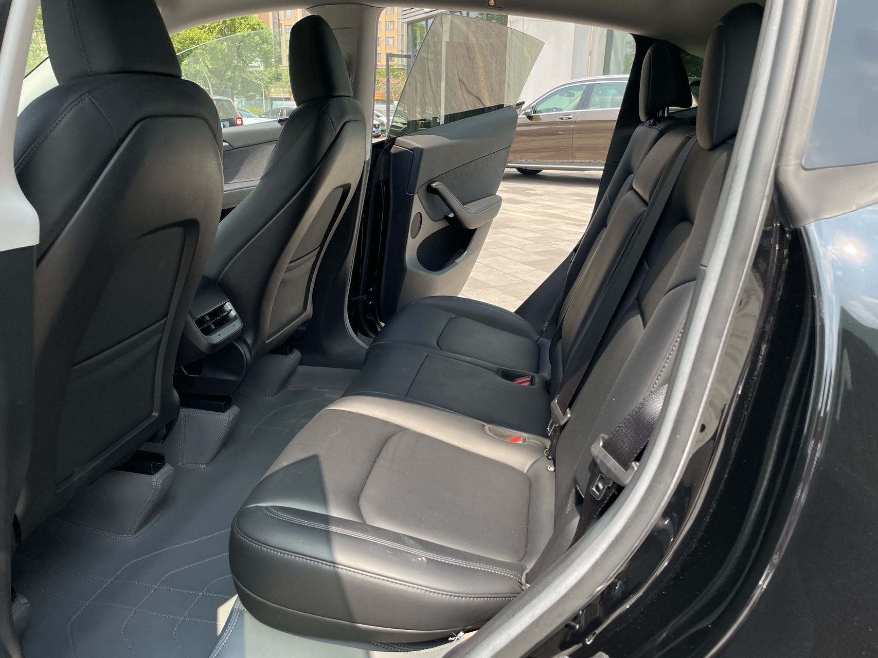 Tesla Model Y 2022 #5 Tesla Model Y 2022 immagine di auto #5