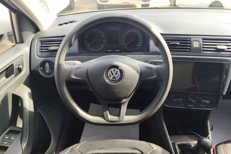 Volkswagen Santana 2018 #11 Volkswagen Santana 2018 car image #11
