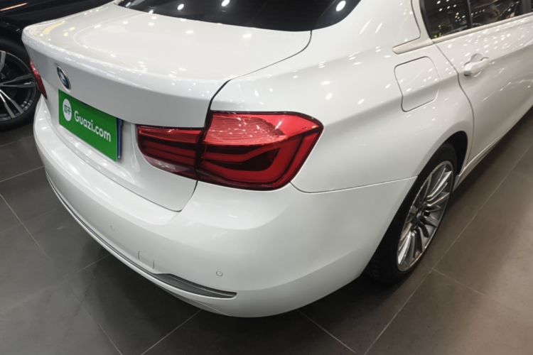 BMW 3 Series 2019 #8 BMW 3 Series 2019 car image #8