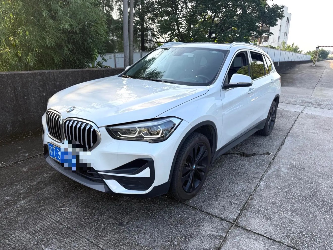 2020 2020 car image