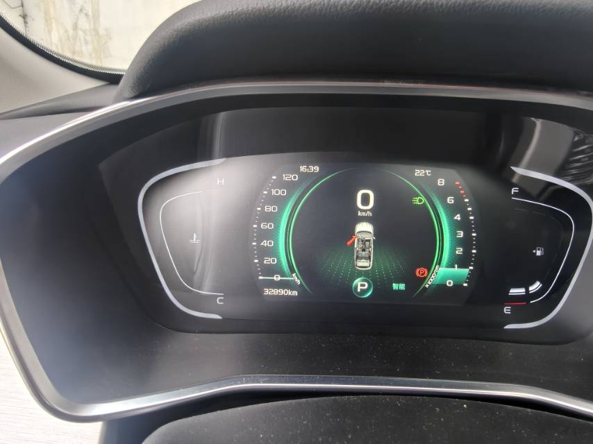 GEELY Coolray 2023 car image #9