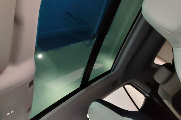 Volkswagen Tharu 2024 car image #17