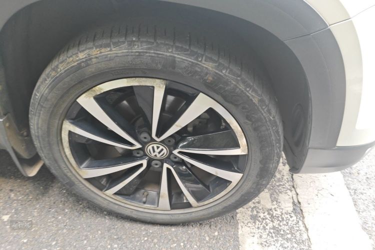 Volkswagen Tharu 2020 car image #9