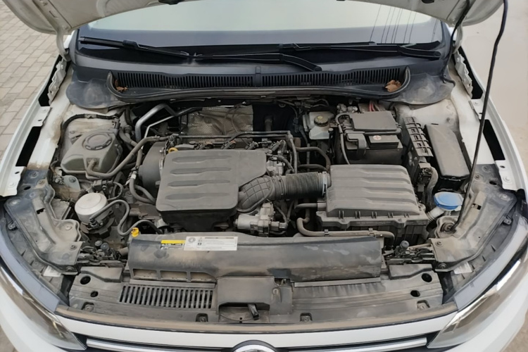 Volkswagen Polo 2022 car image #20