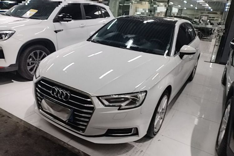 Audi A3 2020 car image #2