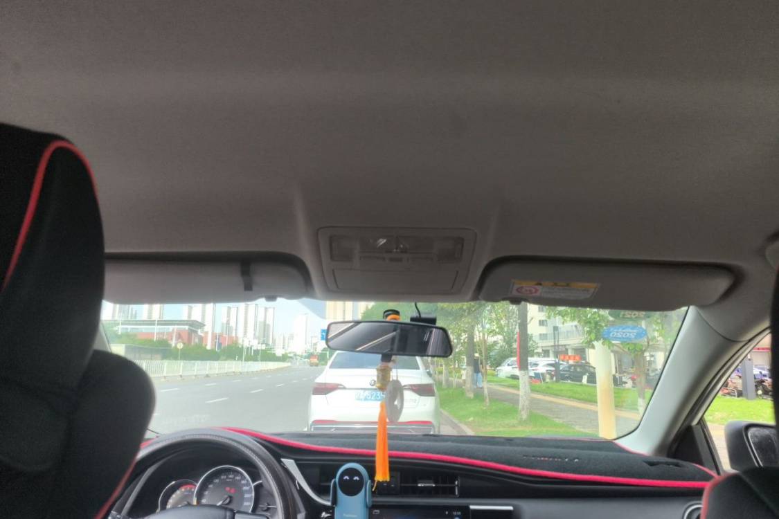 Toyota Corolla 2018 #22 Toyota Corolla 2018 car image #22