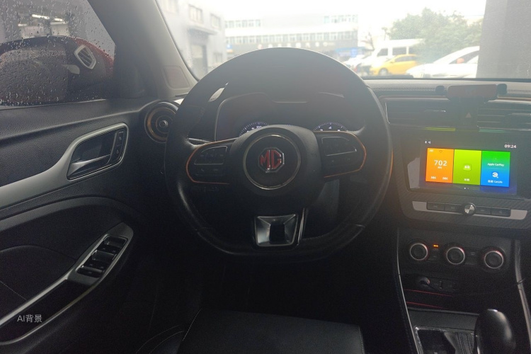 MG ZS 2018 car image #12