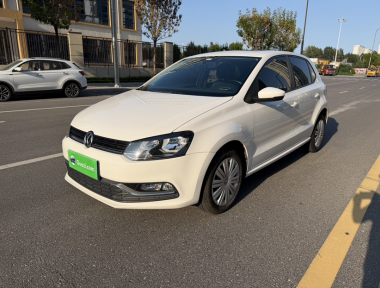 Volkswagen Polo 2017 car image 