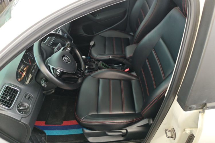 Volkswagen Polo 2017 #15 Volkswagen Polo 2017 car image #15