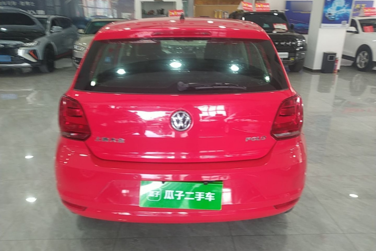 Volkswagen Polo 2014 #6 Volkswagen Polo 2014 car image #6