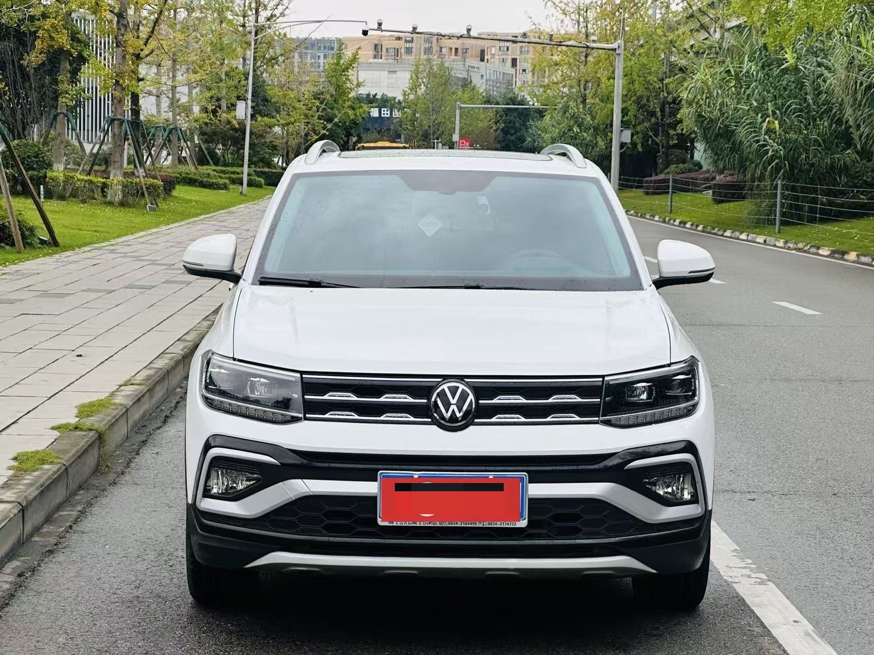 Volkswagen T-Cross 2024 car image #2
