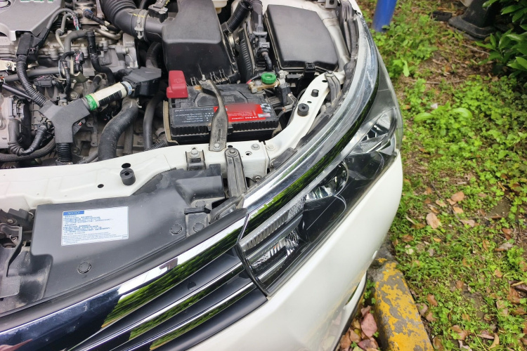 Toyota Corolla 2017 immagine di auto #25