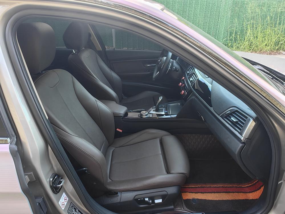 BMW 3 Series 2019 #18 BMW 3 Series 2019 car image #18