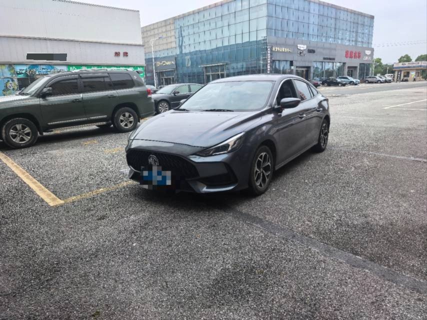MG 5 2023 immagine di auto 