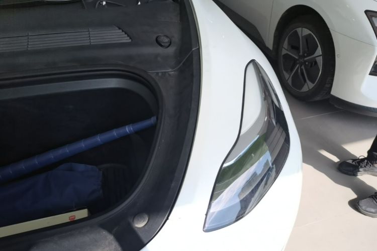 Tesla Model Y 2022 #24 Tesla Model Y 2022 car image #24