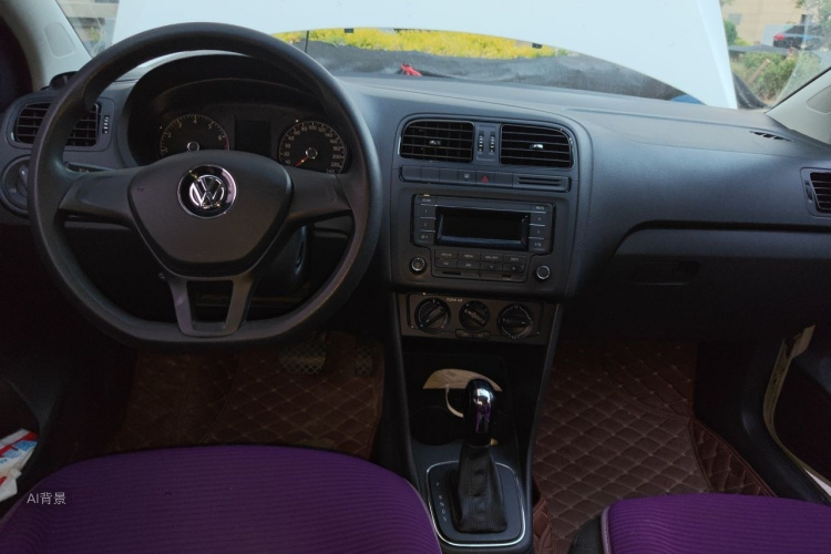 Volkswagen Polo 2016 car image #11