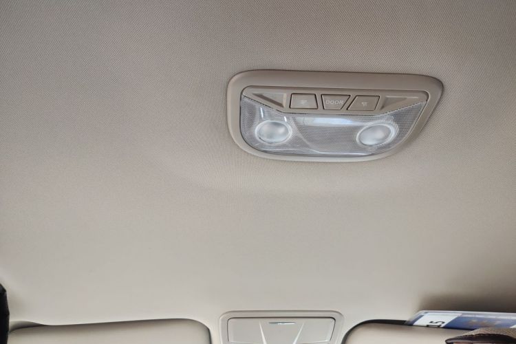 GEELY Emgrand 2017 immagine di auto #16