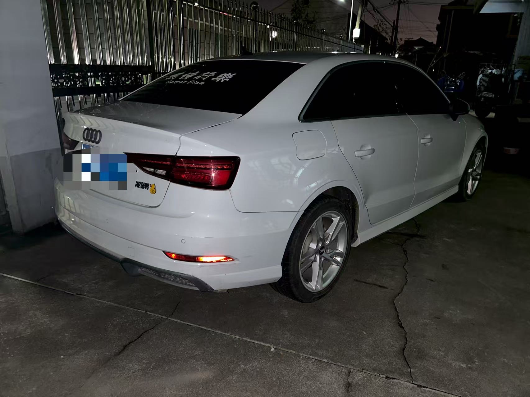 Audi A3 2019 immagine di auto #3
