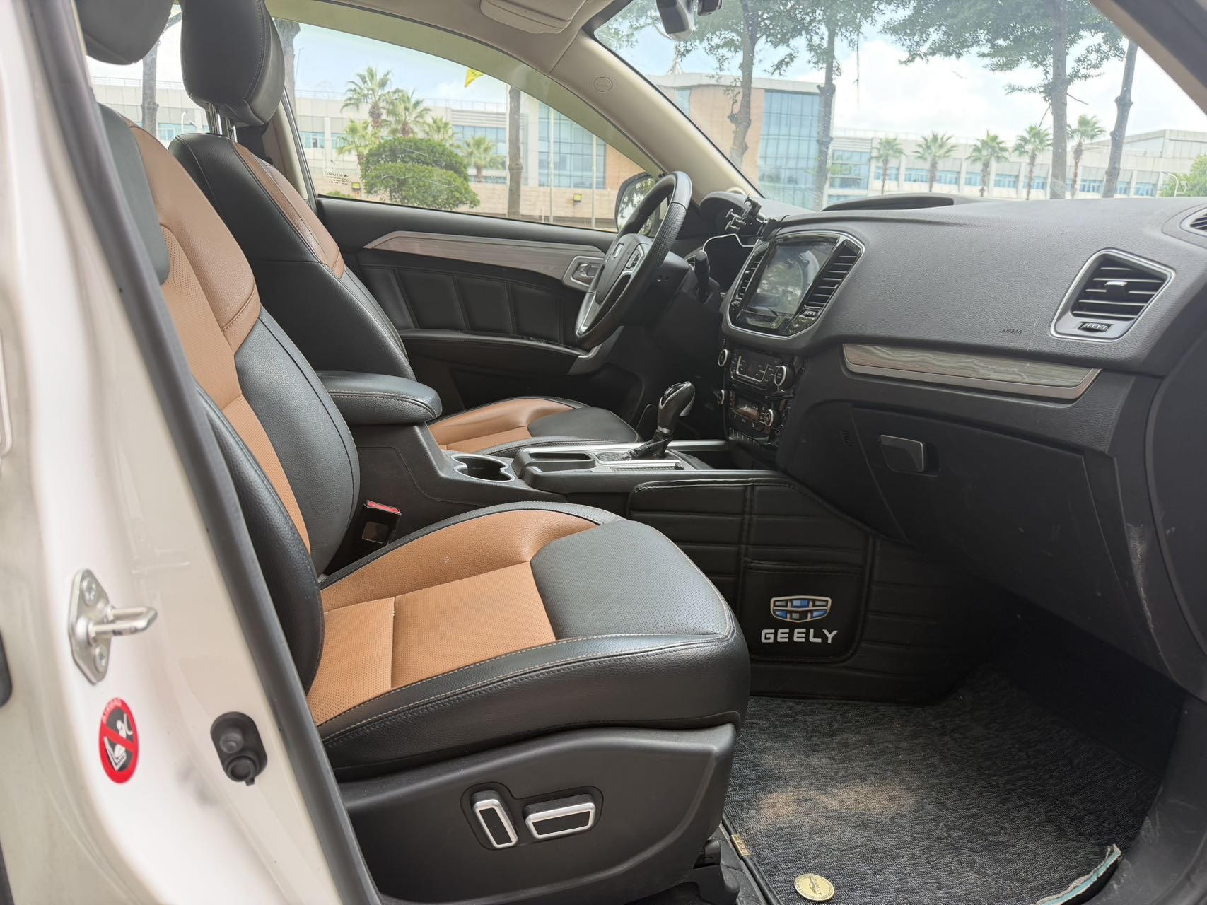 GEELY Vision X6 2016 صورة سيارة #9