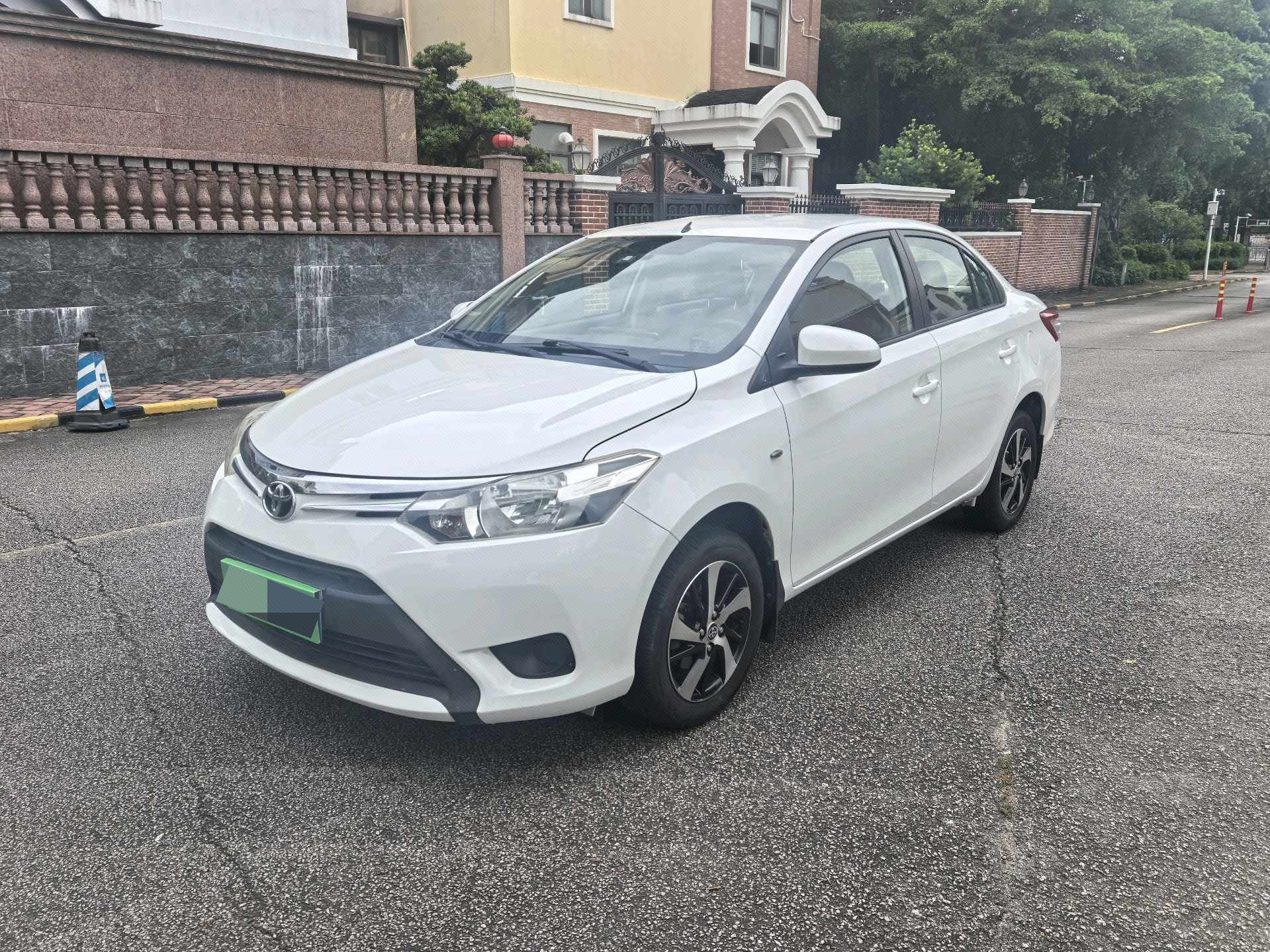 Toyota Vios 2015 Toyota Vios 2015 car image