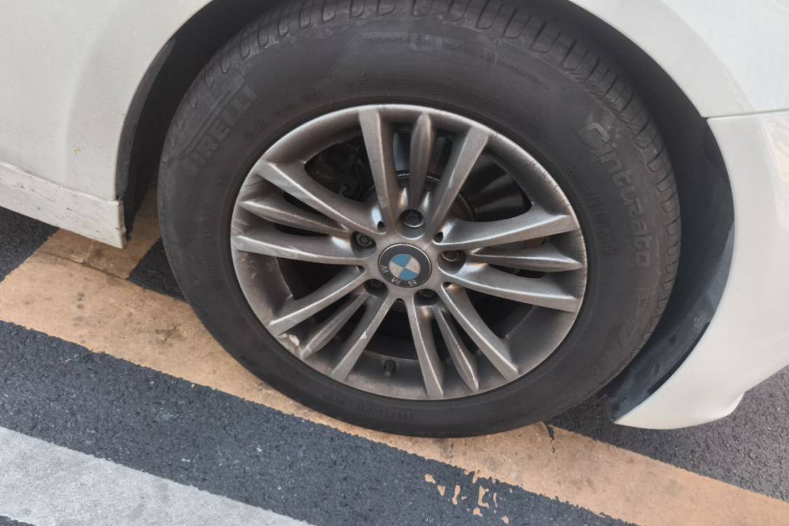 BMW 3 Series 2014 immagine di auto #9
