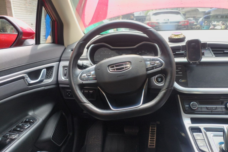 GEELY Emgrand GS 2019 car image #12