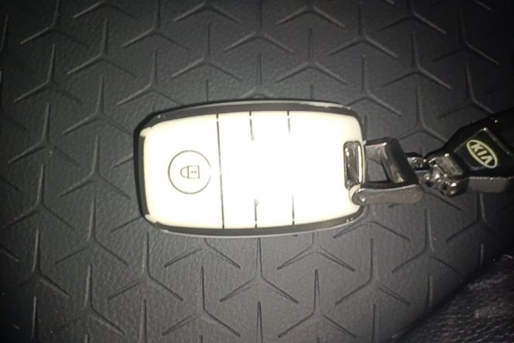 Kia KX1 2019 car image #9