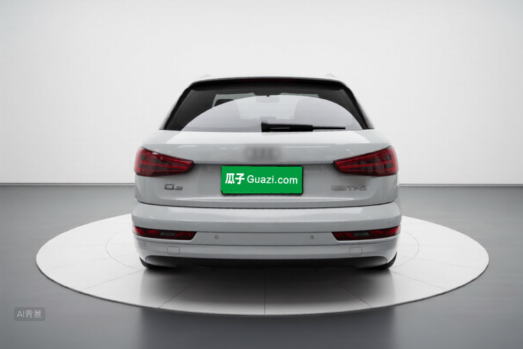 Audi Q3 2018 car image #6