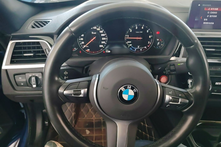 BMW 3 Series GT 2020 car image #11
