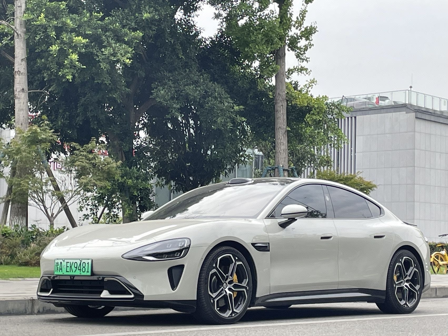 MI SU7 2025 car image 