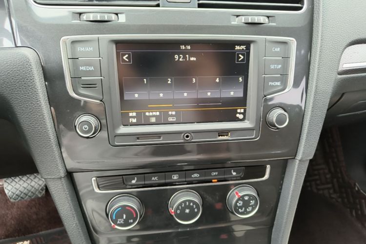 Volkswagen Golf 2017 #13 Volkswagen Golf 2017 car image #13